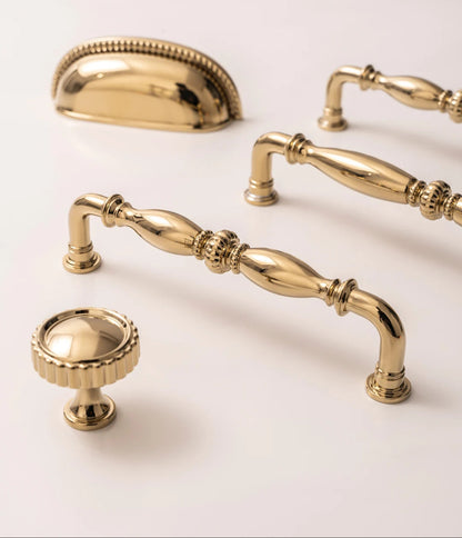 Luxe messing knoppen en grepen voor kast en lade, modern en klassiek design, Aurel hardware