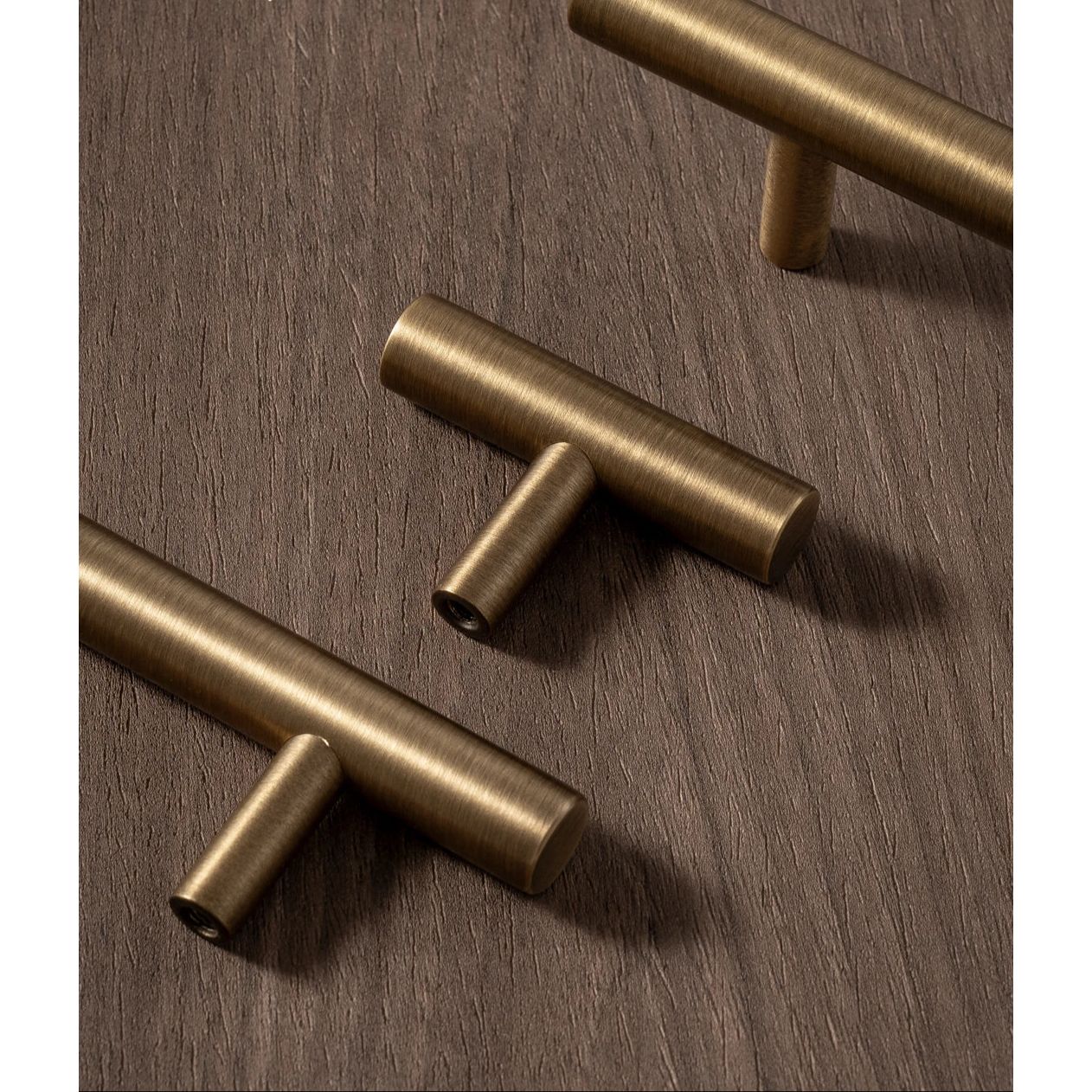 Messing Aurel design grepen op hout, luxe hardware voor moderne en klassieke interieurs